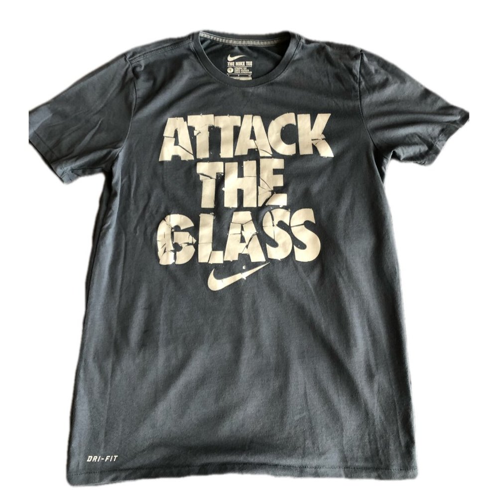 NIKE Dri-Fit Men's T (Small)
